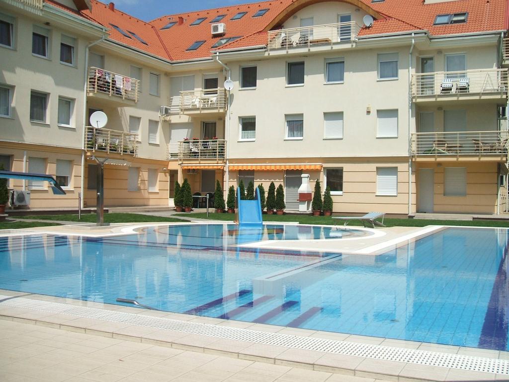 Aqua Wellness Apartments Гайдусобосло Номер фото